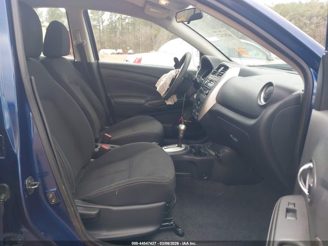 Nissan Versa 1.6 Sv