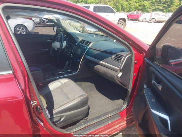 Toyota Camry Se