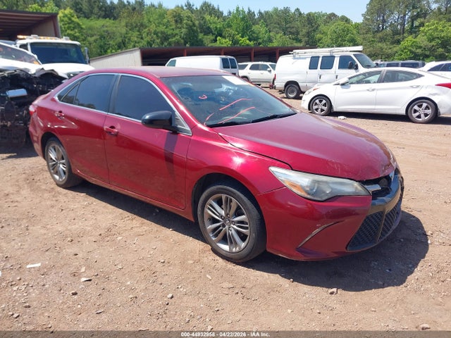 Salvage Toyota Camry Image