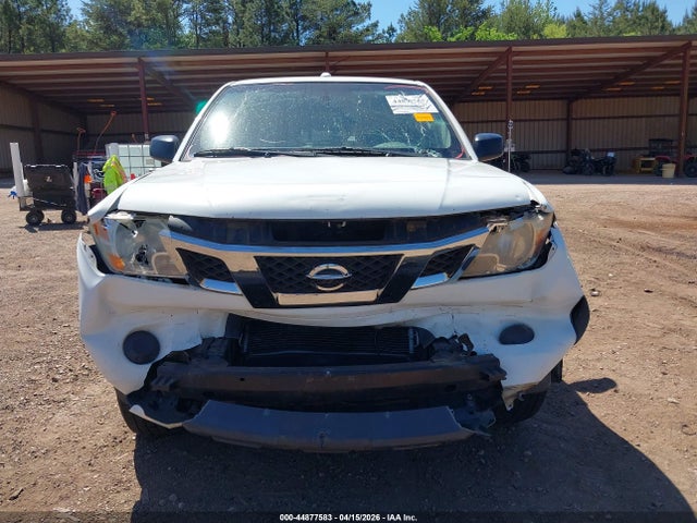Nissan Frontier Sv