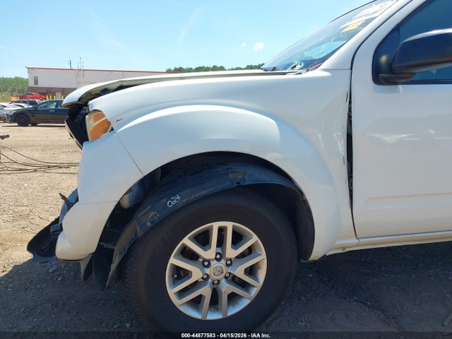 Nissan Frontier Sv