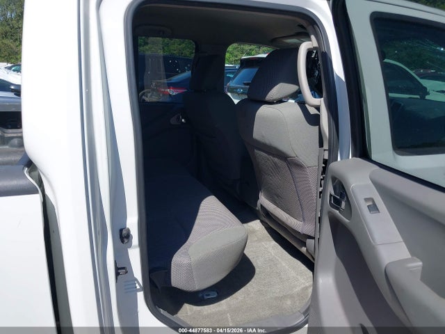 Nissan Frontier Sv