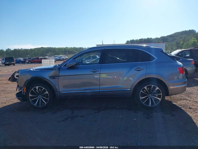 Bentley Bentayga V8