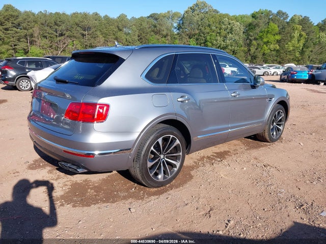 Bentley Bentayga V8