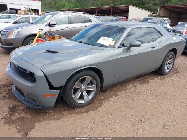 Dodge Challenger Sxt