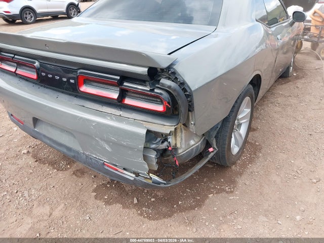 Dodge Challenger Sxt