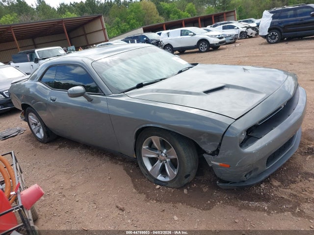 Salvage Dodge Challenger Image