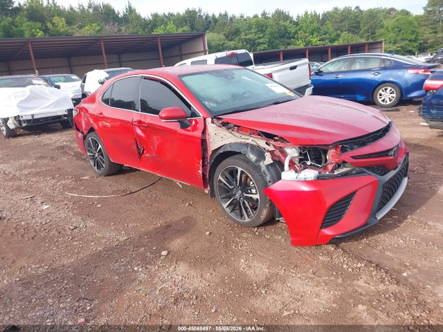 Salvage Toyota Camry Image