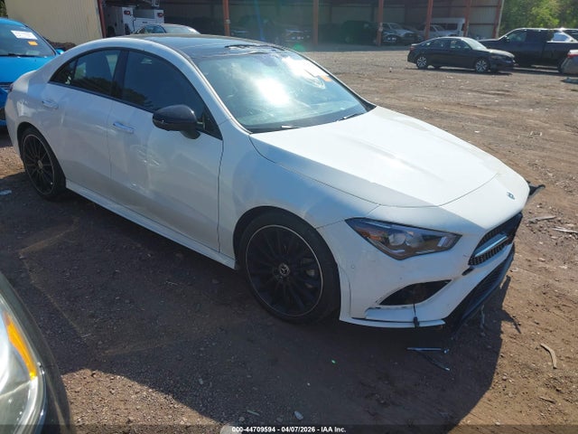 Salvage Mercedes-Benz Cla-class Image