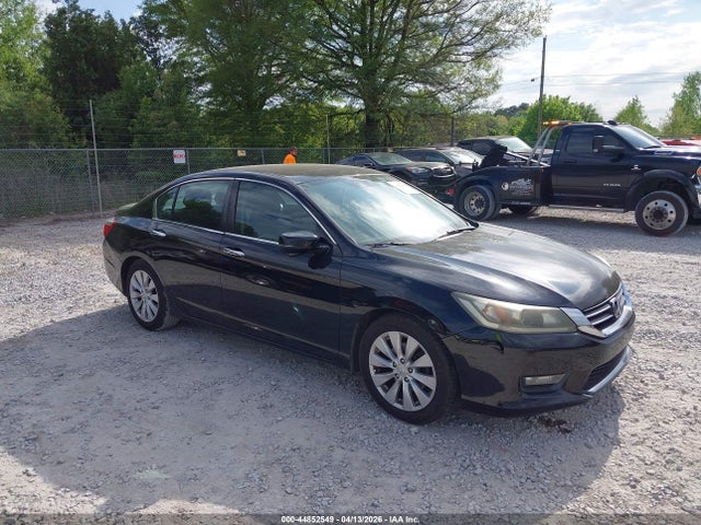 Salvage Honda Accord Image