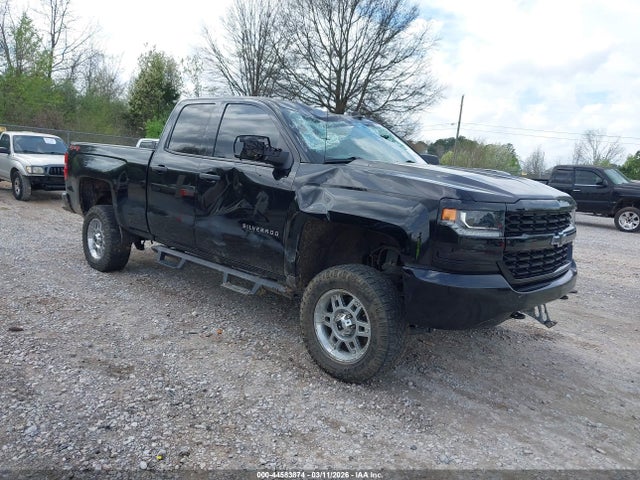 Salvage Chevrolet Silverado 1500 Image