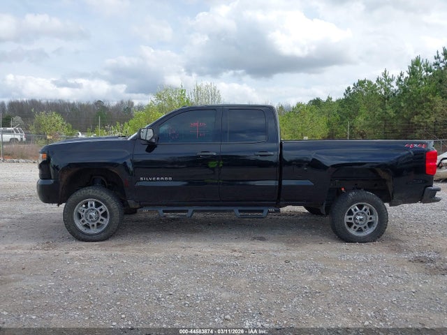 Chevrolet Silverado 1500 Custom