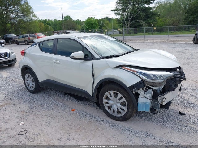 Salvage Toyota C-HR Image