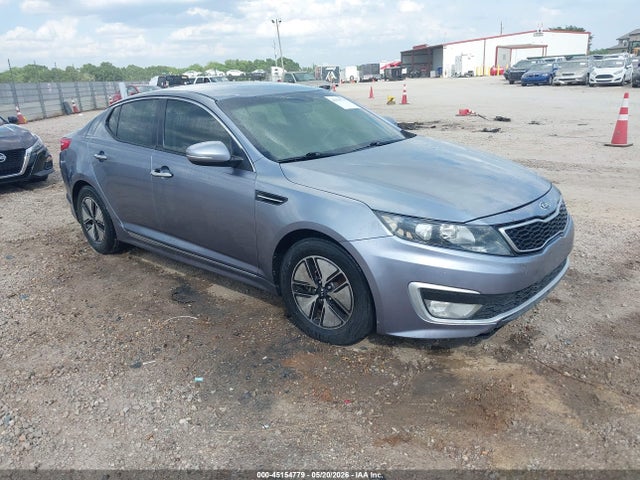 Salvage Kia Optima Image
