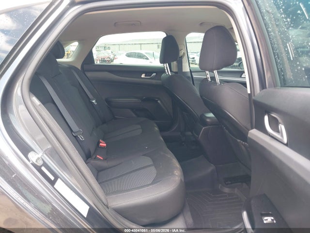 Kia K5 Lxs