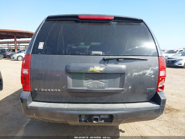 Chevrolet Suburban 1500 Ls