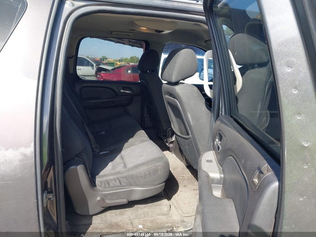 Chevrolet Suburban 1500 Ls