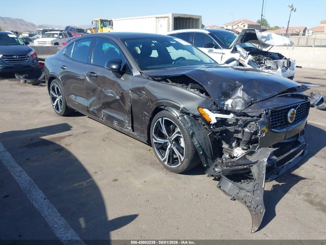Salvage Volvo S60 Image