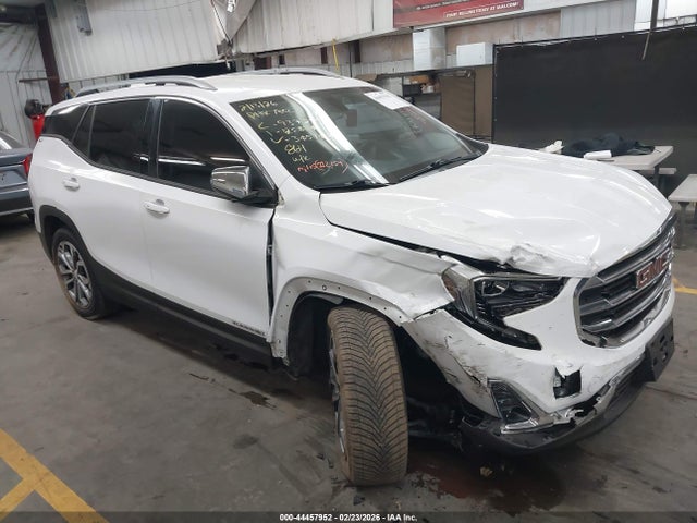 Salvage GMC Terrain Image