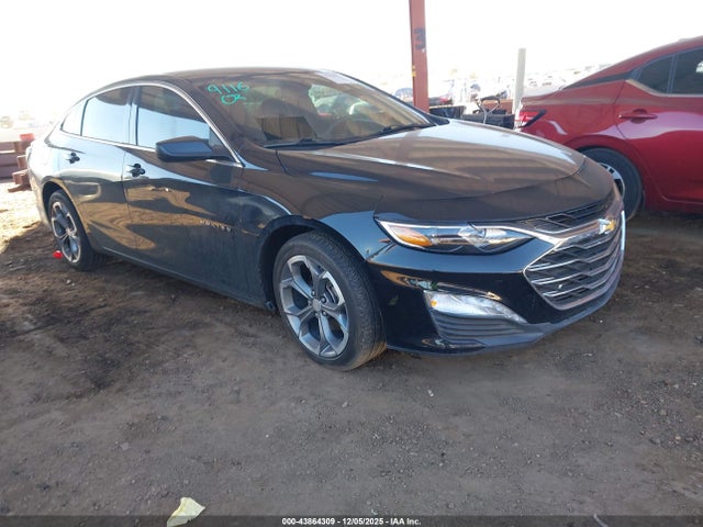 Salvage Chevrolet Malibu Image