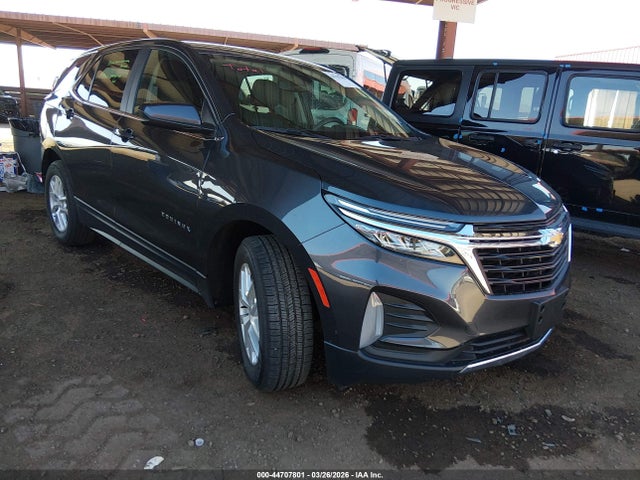 Salvage Chevrolet Equinox Image