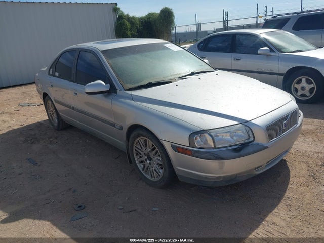 Salvage Volvo S80 Image