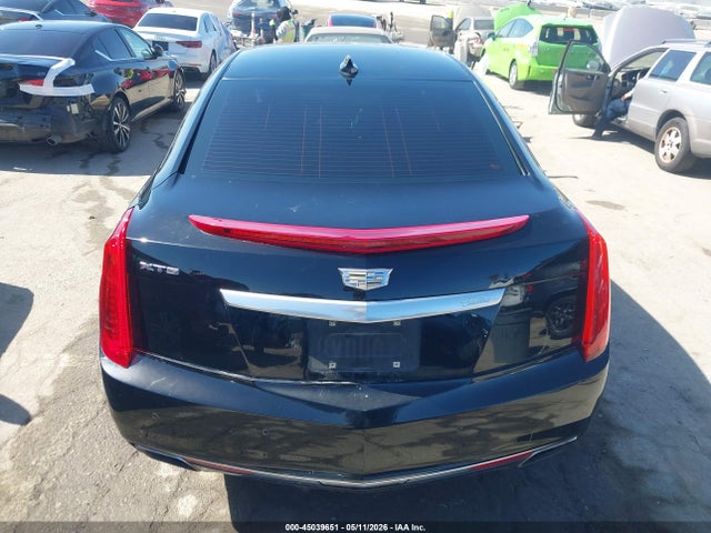Cadillac XTS Luxury Collection
