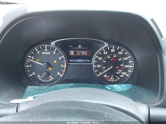 Nissan Pathfinder Sv