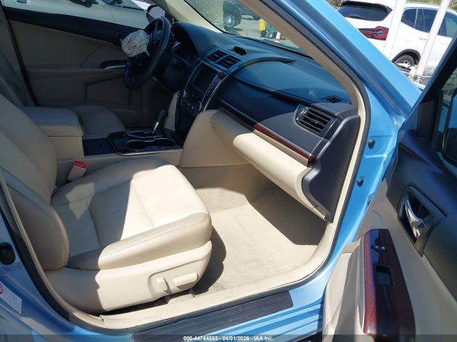 Toyota Camry Xle V6