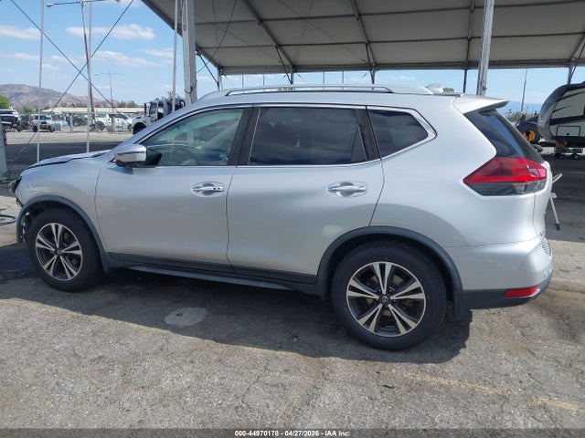 Nissan Rogue Sv