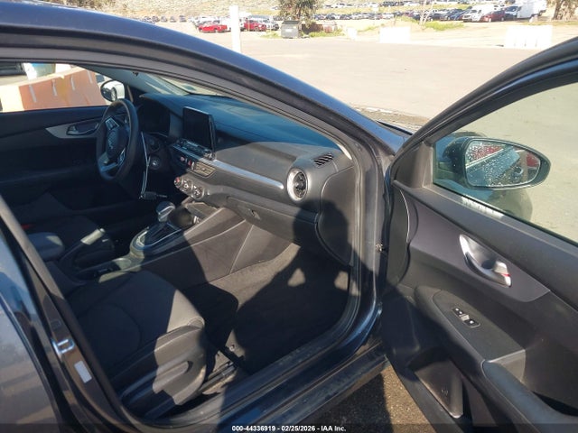 Kia Forte Lxs