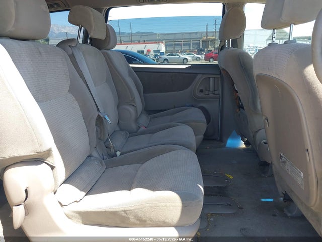 Toyota Sienna Le