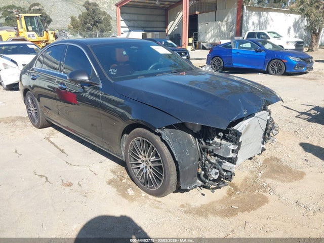 Salvage Mercedes-Benz C-Class Image