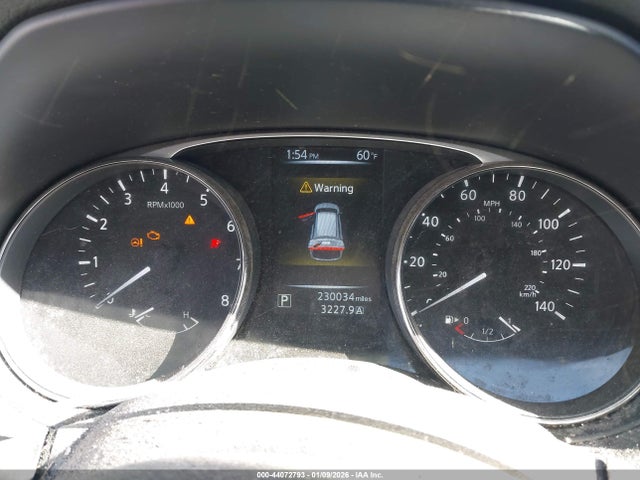 Nissan Rogue S
