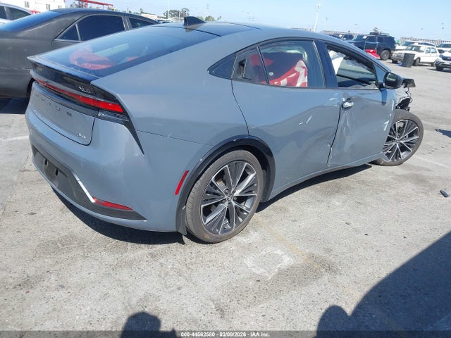 Toyota Prius Xle