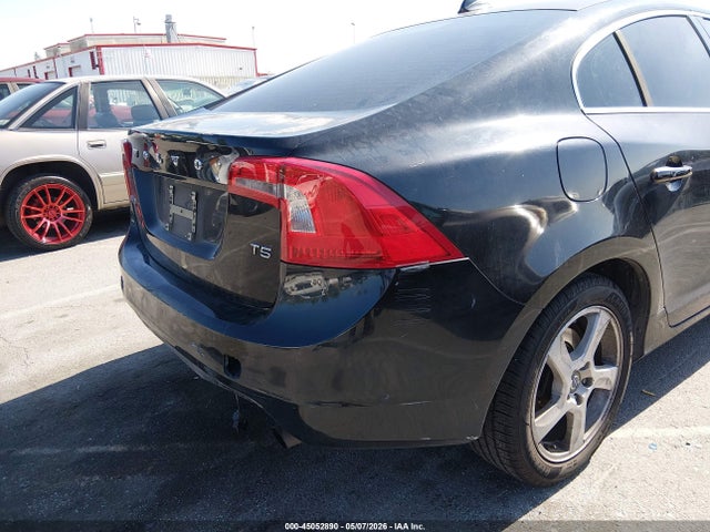 Volvo S60 T5