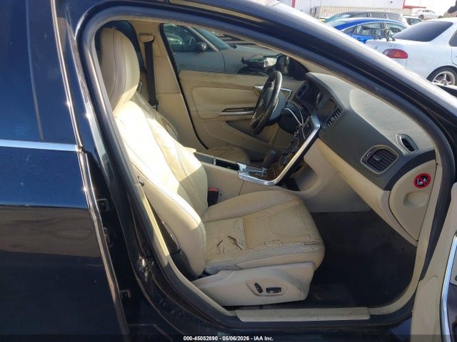 Volvo S60 T5