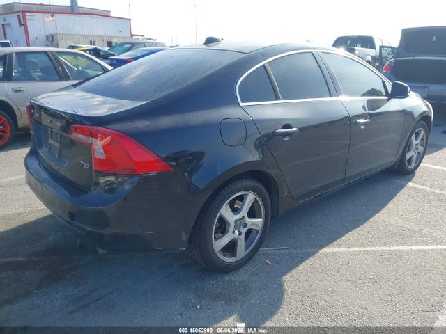 Volvo S60 T5