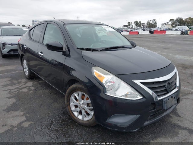Salvage Nissan Versa Image