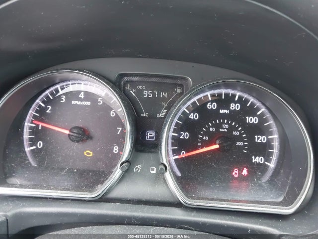 Nissan Versa 1.6 Sv