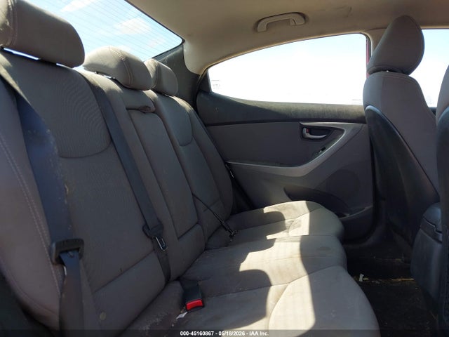 Hyundai ELANTRA Se