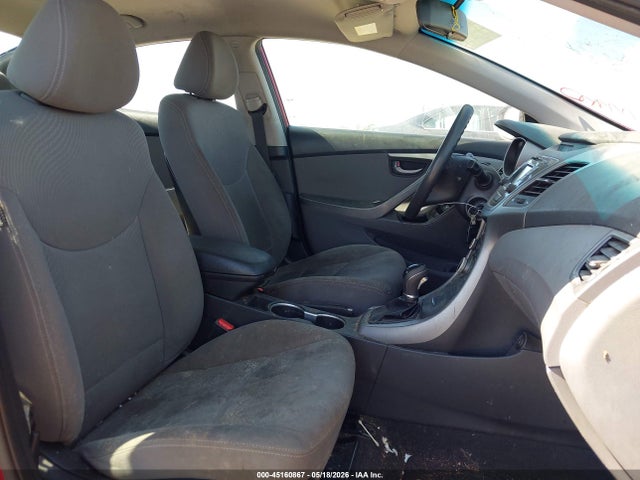Hyundai ELANTRA Se