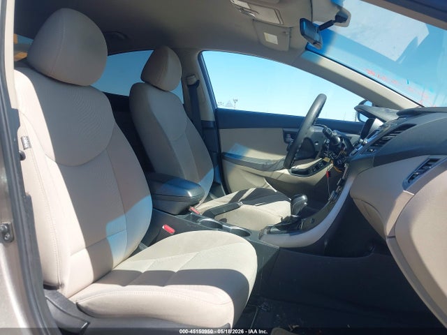 Hyundai ELANTRA Se