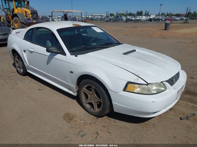 Salvage Ford Mustang Image