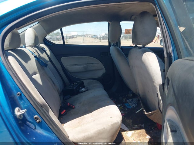 Mitsubishi Mirage Es