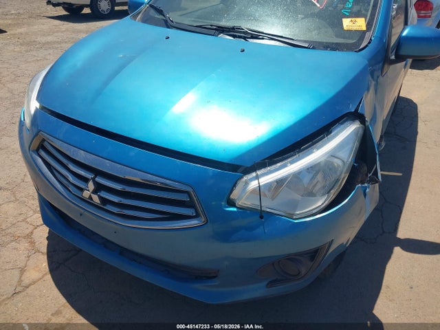 Mitsubishi Mirage Es