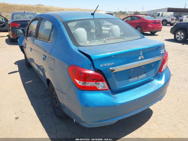 Mitsubishi Mirage Es