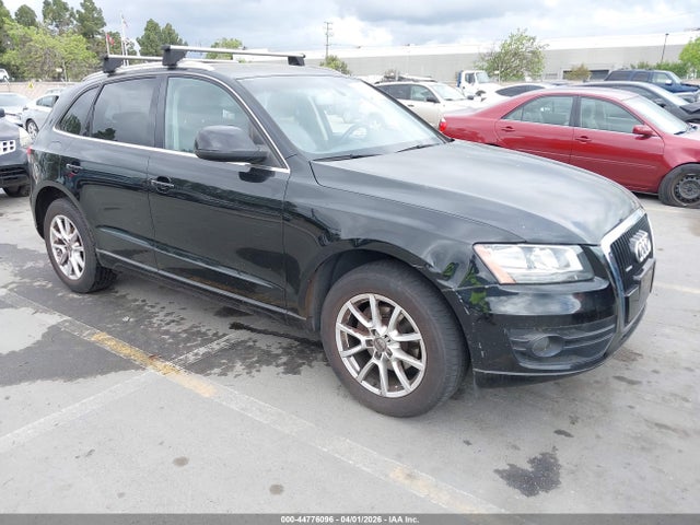 Salvage Audi Q5 Image