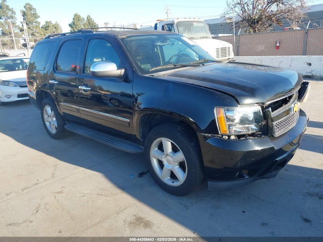 Salvage Chevrolet Tahoe Image