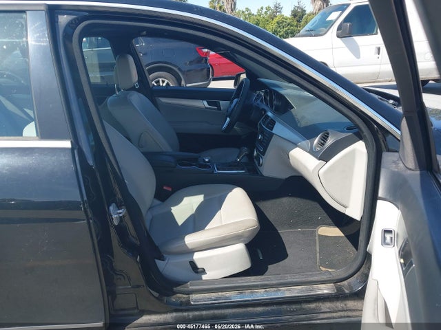 Mercedes-Benz C-Class Sport